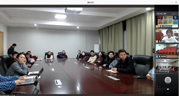 草业厕所偷拍
分会场.jpg